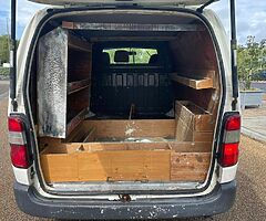 2007 TOYOTA HIACE DOE 9-22 TAX 9-22 - Image 8/9
