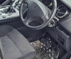 PEUGEOT 3008 2011 1.6 HDI 6 SPEED MANUAL - Image 9/10