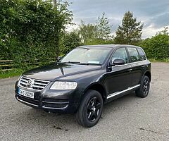 VW Touareg 2.5 CREWCAB automatic 333€ tax