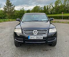 VW Touareg 2.5 CREWCAB automatic 333€ tax
