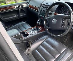 VW Touareg 2.5 CREWCAB automatic 333€ tax - Image 9/9