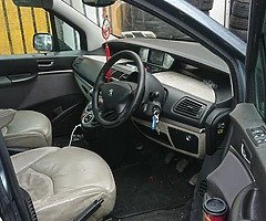 Peogeot 807 - Image 7/9
