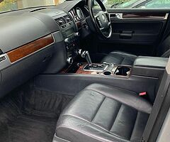 VW Touareg 3.0 V6 tdi cvrt/tax crew cab