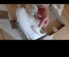 Kids Nike airforce size 13