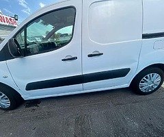 2011 CITROEN BERLINGO 3 SEATER - Image 3/8
