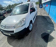 2011 CITROEN BERLINGO 3 SEATER - Image 6/8