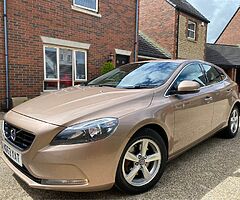 2015 Volvo V40