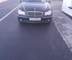Car .merk 200.automatic tax and tested price 1150 euro