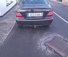 Car .merk 200.automatic tax and tested price 1150 euro - Image 4/4