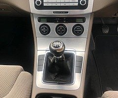 2008 volkswagen passat 1.9tdi - Image 5/6