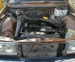 1983 w123 mercedes benz