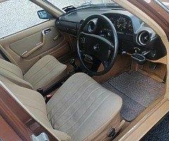 1983 w123 mercedes benz - Image 5/10