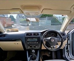 2011 VW Jetta - Image 6/8