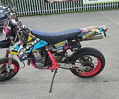 Suzuki drz 400 supermoto