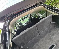 2011 Nissan Qashqai+2 - Image 9/10
