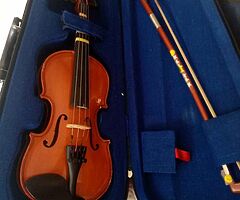 2 violins