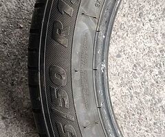 255/50/19 tyres x2