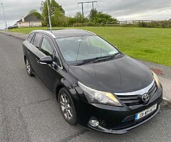 2013 Toyota Avensis Estate Overmount ( high spec )