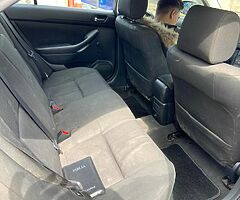 Toyota Avensis 2.0 Diesel D4D - Image 6/8