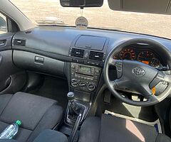Toyota Avensis 2.0 Diesel D4D - Image 8/8