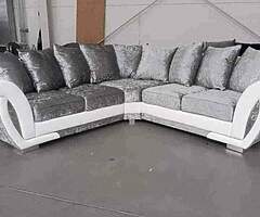 Brand new high quality Italian crushed velvet corner sofa