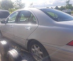 Mercedes - Image 4/6