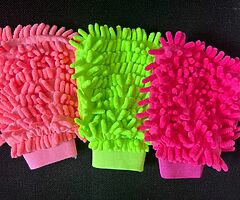 Microfiber Car Wash Glove - Image 6/10