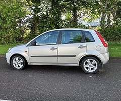 07 Fiesta 1.2L - ONLY 143,000 KLM - MANUAL 5 Speed Gearbox. - Image 5/8