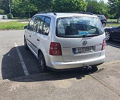 Volkswagon Touran - Image 4/8