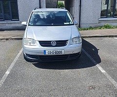 Volkswagon Touran - Image 5/8