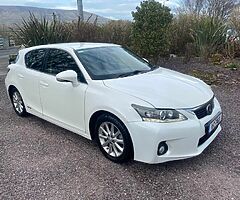 Lexus ct200 hybrid