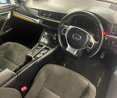 Lexus ct200 hybrid - Image 10/10