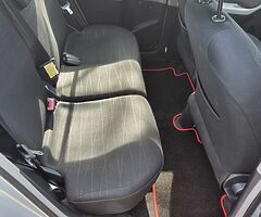 2009 Toyota Yaris 1.0 L Very Low Km / Full Toyota Service - Image 4/8