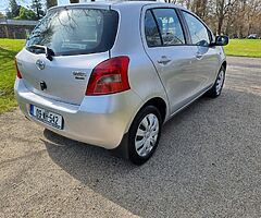 2009 Toyota Yaris 1.0 L Very Low Km / Full Toyota Service - Image 8/8