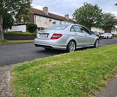 MERCEDES C220 - Image 4/10