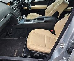 MERCEDES C220 - Image 8/10