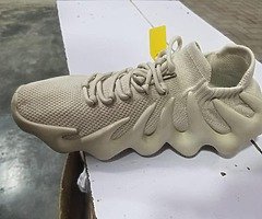 Branded shoes - Image 6/9