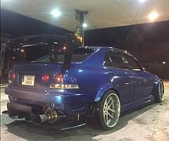 Wanted V8 lexus