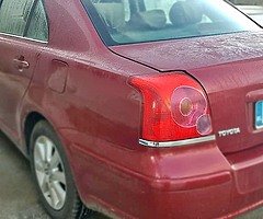 toyora avensis 1,6 petrol