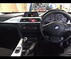 2012 BMW F30 - Image 4/7