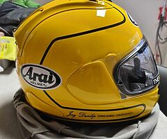 Aria joey replica with authenticity cert.
