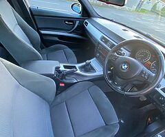 BMW 320i 94km - Image 6/9
