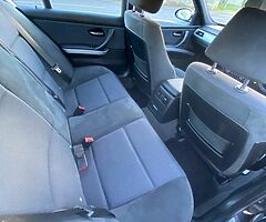 BMW 320i 94km - Image 7/9