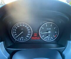 BMW 320i 94km - Image 8/9