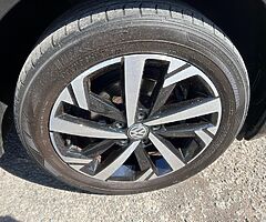 2019 Volkswagen Polo - Image 8/10