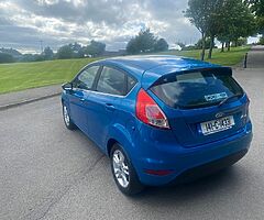 2014 Ford Fiesta Titanium - Image 9/10