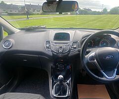 2014 Ford Fiesta Titanium - Image 10/10
