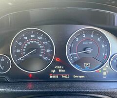 BMW 330e E-Sport Hybird - Image 6/10