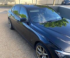 BMW 330e E-Sport Hybird - Image 8/10
