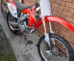 Stolen reward have it on cctv fella from swords Shere away people - Image 6/7